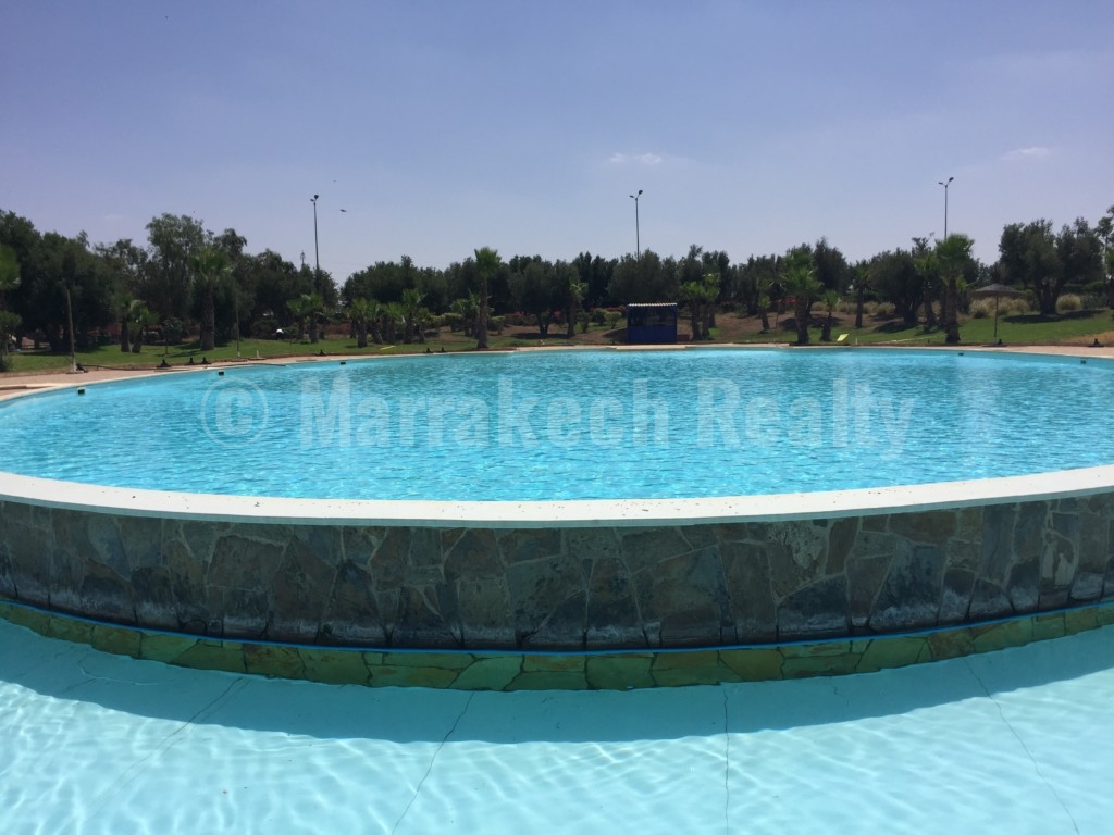 For rent close to Marrakech: 2 bedroom appartment with roof-terrace