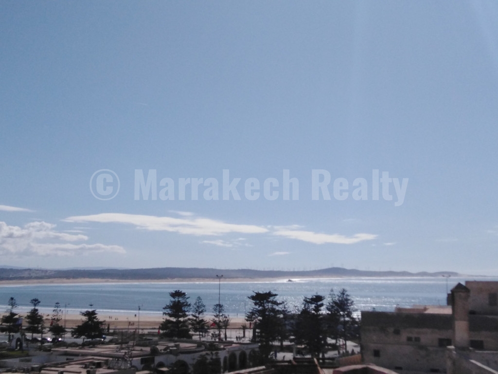 Vaste Riad avec vue mer à rénover: superbe potentiel !