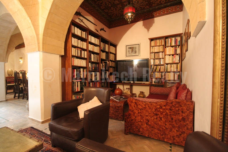 Unique waterfront 8 bedroom Boutique-Riad just up for sale in Essaouira