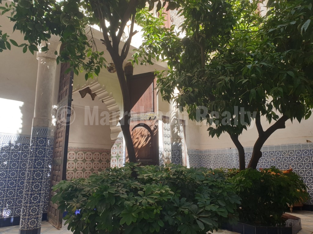 Riad to renovate with great potential and prime location