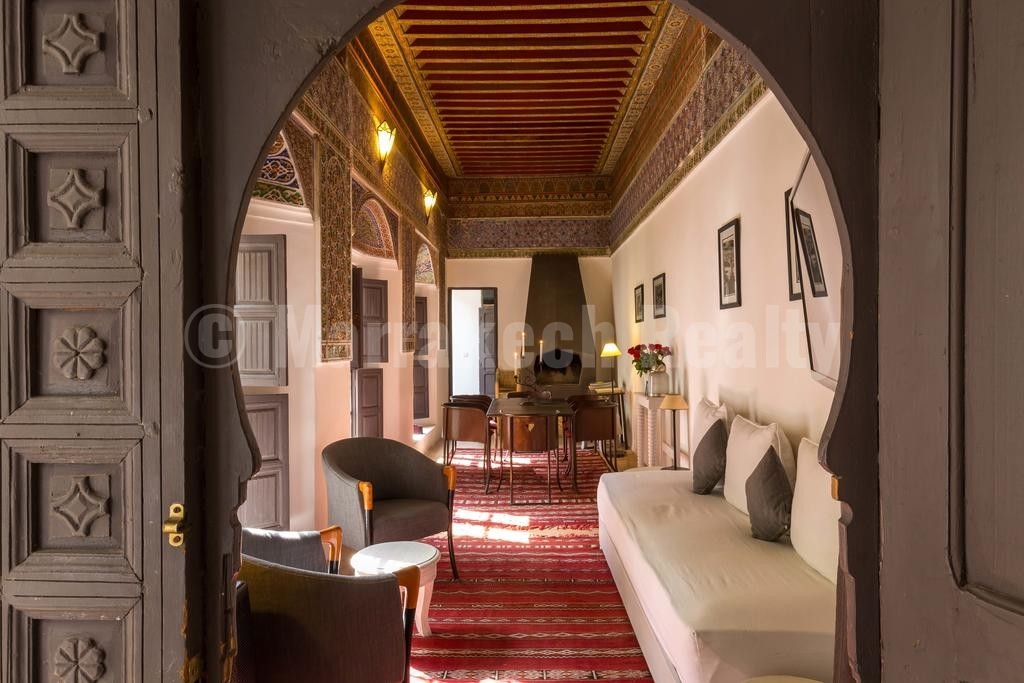 Superbe et élégant Riad rénové à vendre en Medina de Marrakech