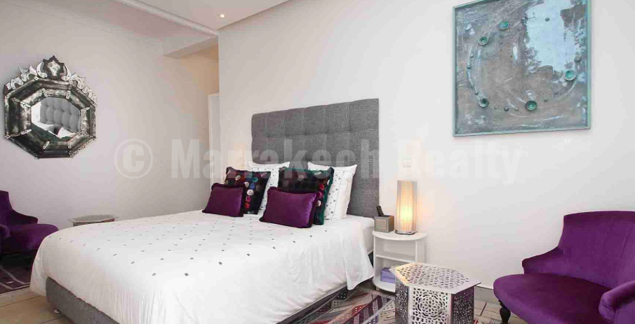 Standout contemporary 6 bedroom Riad with prime location just up for sale