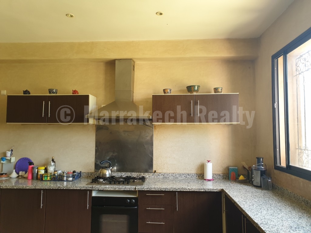 Standout 5 bedroom villa on 1 hectare close to Marrakech just listed