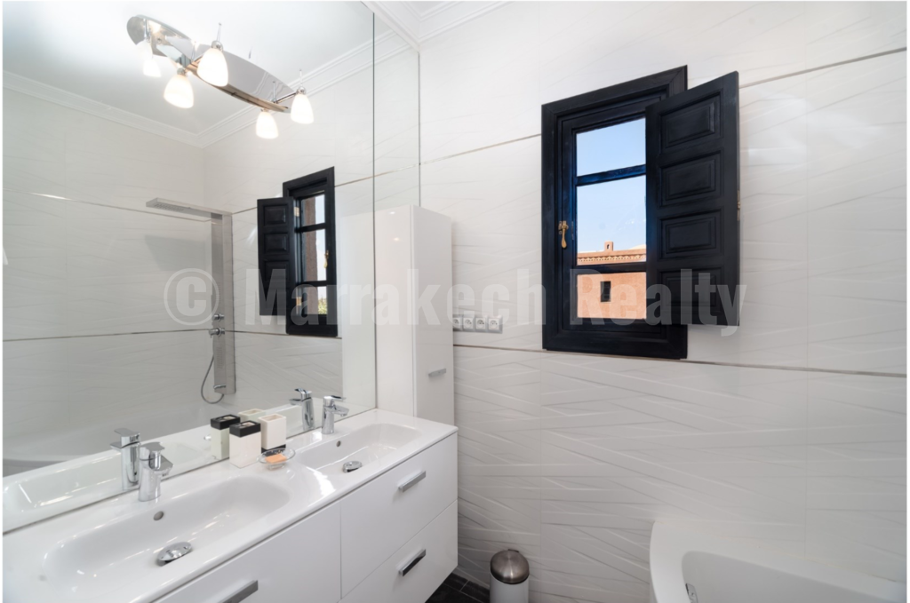 Standout 3 bedroom villa with private pool close to Marrakech just listed