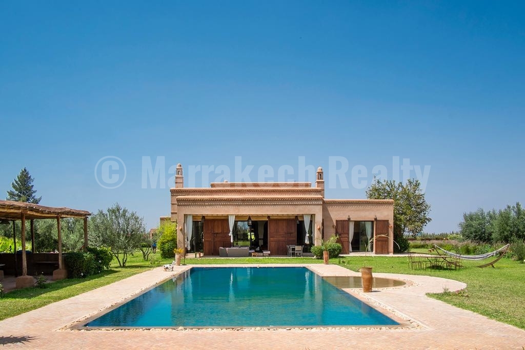 Superbe villa classique de 5 chambres à vendre à proximité de Marrakech