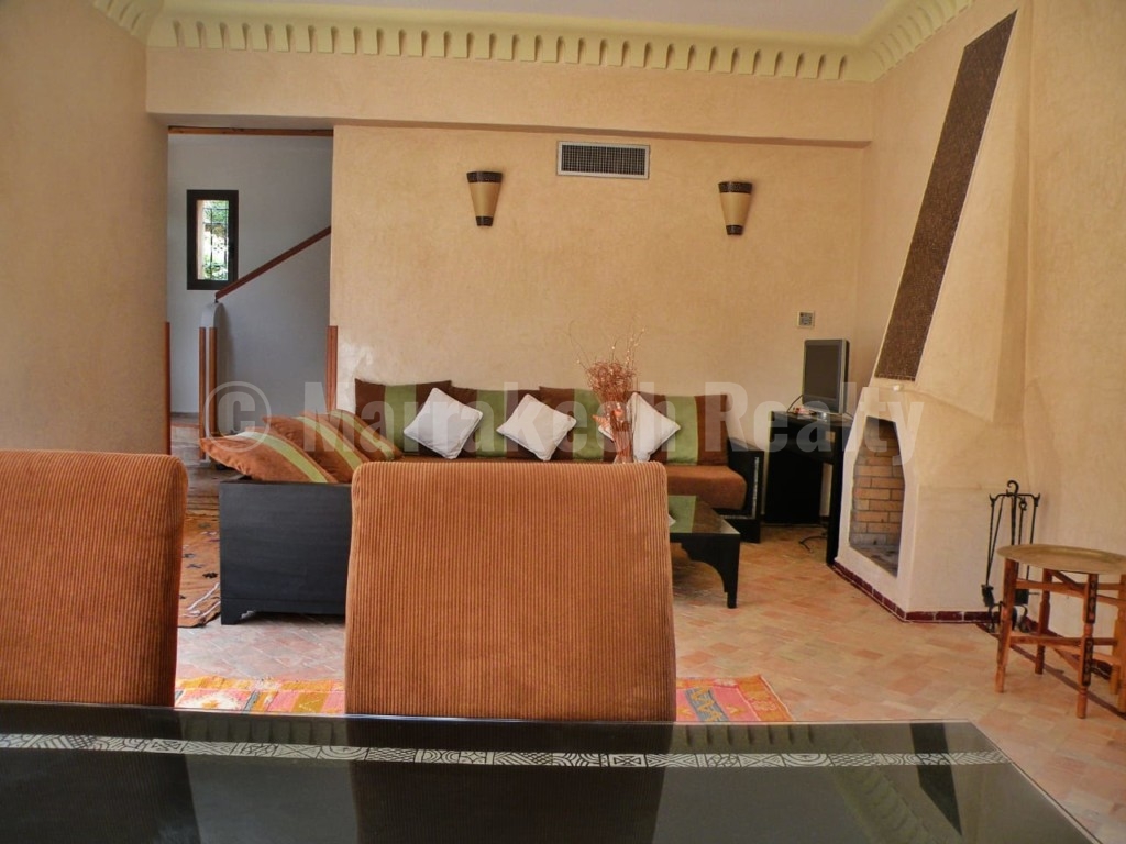 Pleasant 4 bedroom villa for rent long term 20 minutes from Marrakech