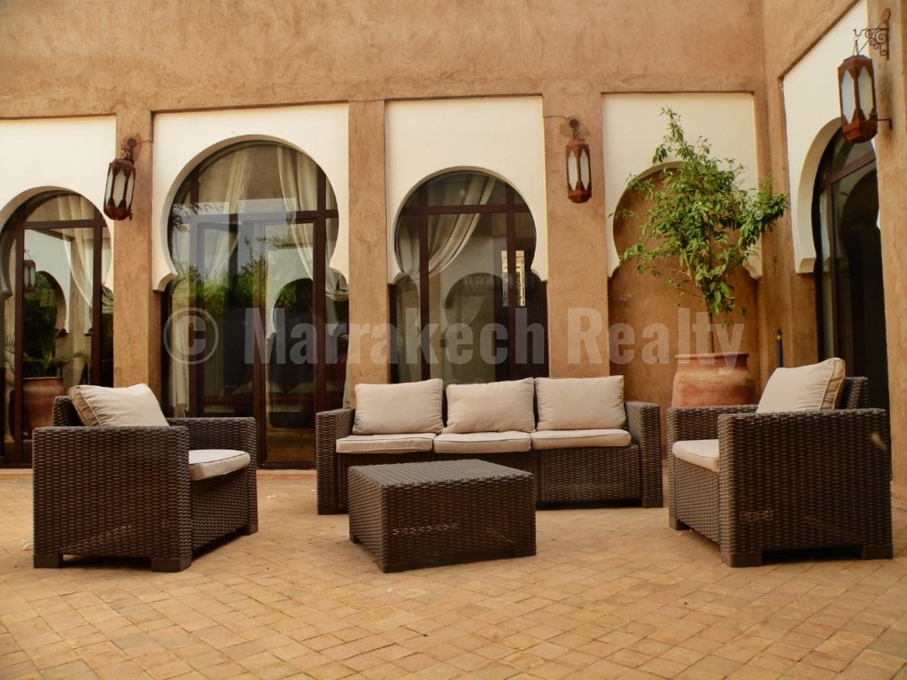 Pleasant 4 bedroom villa for rent long term 20 minutes from Marrakech