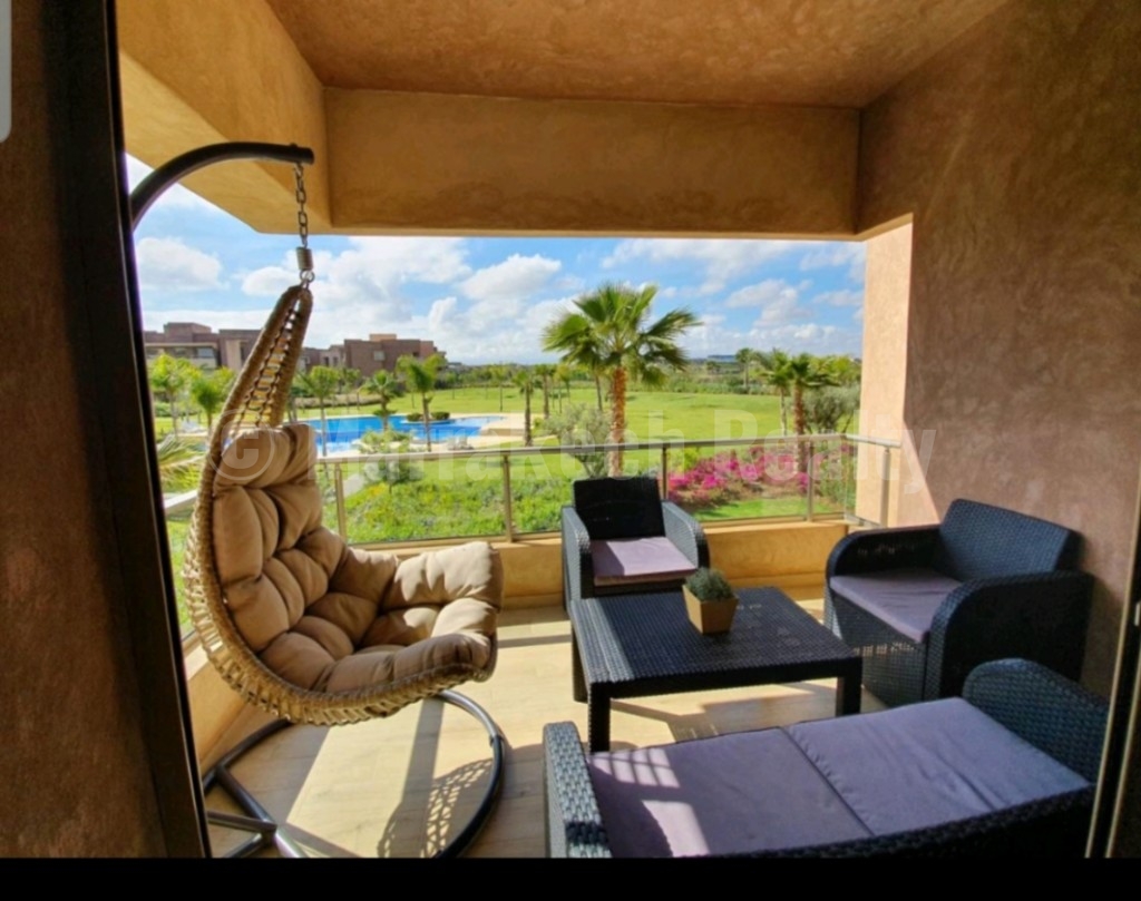 Bel appartement à louer meublé dans une jolie résidence avec golf