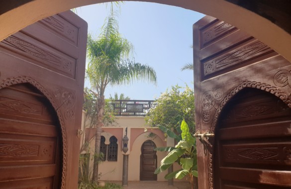 Villa-Riad à vendre dans un beau domaine sécurisé proche de Marrakech