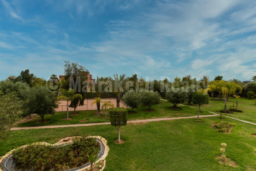 Imposante villa sur un hectare à vendre à proximité de Marrakech