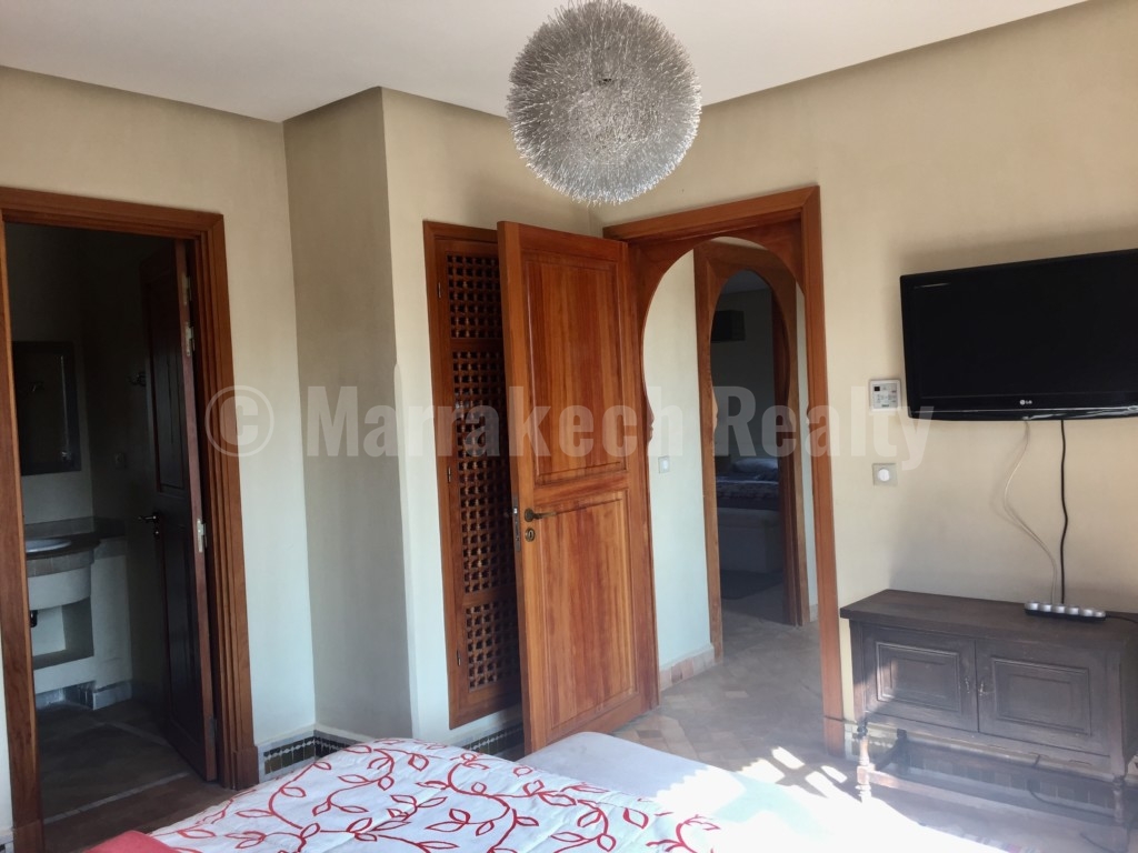 Jolie villa de 3 chambres à louer en longue durée dans une résidence golfique