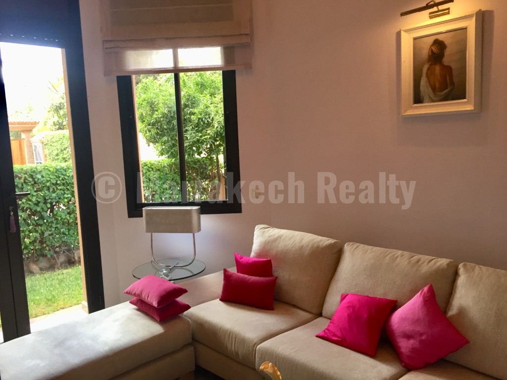 Luxury 4 bedroom villa for sale in an exclusive golf complex