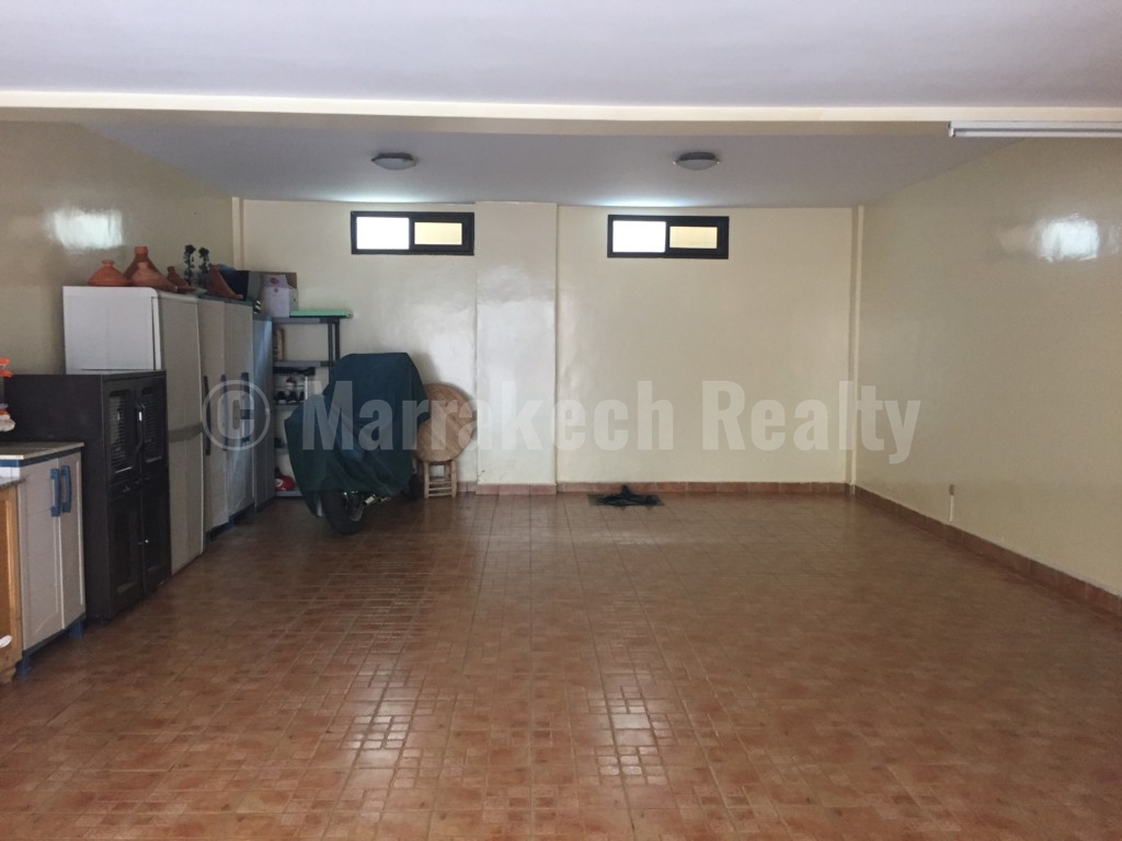 Luxury 4 bedroom villa for sale in an exclusive golf complex