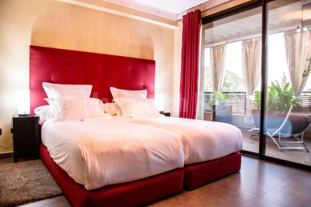 Attractive 2 bedroom apartment with terrace for rent in downtown Marrakech