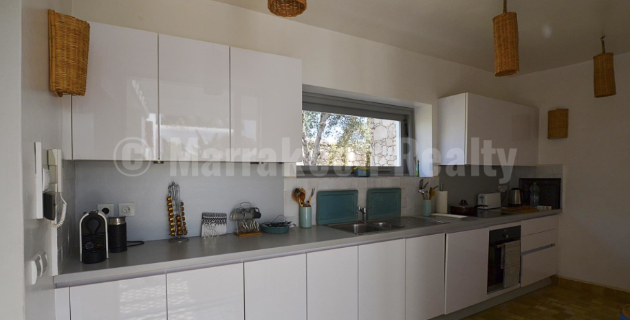 Attractive modern 4 bedroom villa close to Essaouira just up for sale