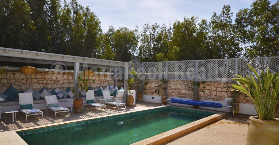 Attractive modern 4 bedroom villa close to Essaouira just up for sale
