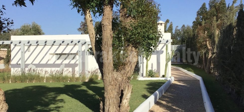 Attractive modern 4 bedroom villa close to Essaouira just up for sale