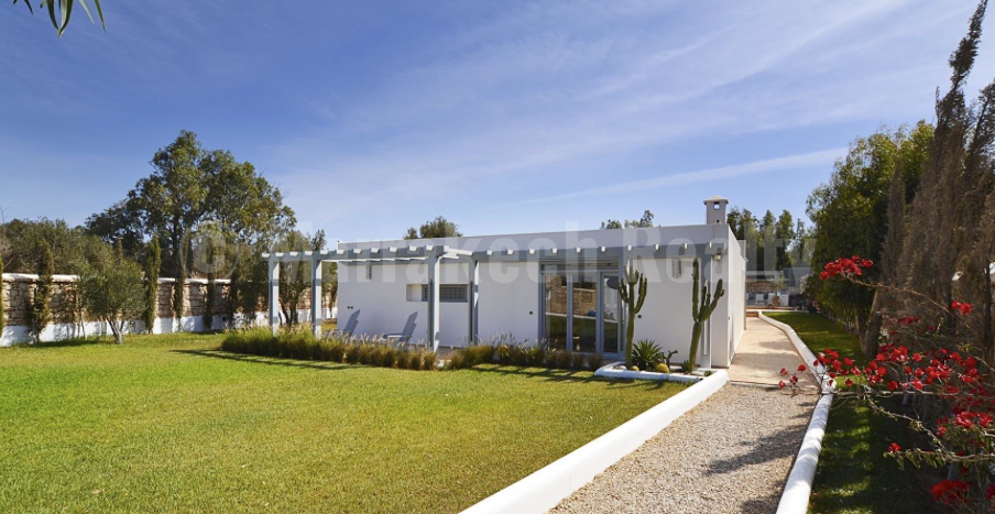Attractive modern 4 bedroom villa close to Essaouira just up for sale
