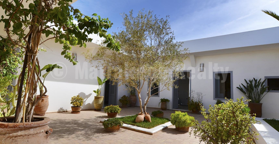 Attractive modern 4 bedroom villa close to Essaouira just up for sale