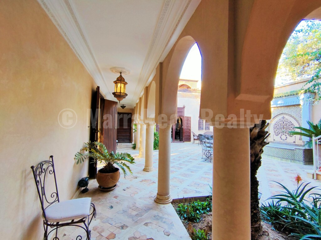 Villa meublé de 5 chambres à louer dans un petit domaine sécurisé