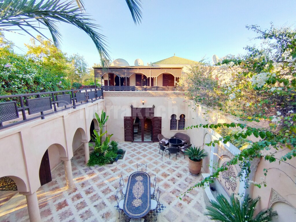 Villa meublé de 5 chambres à louer dans un petit domaine sécurisé
