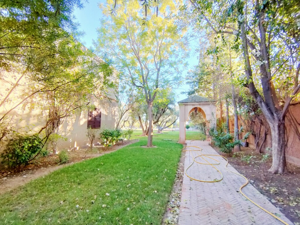 Villa meublé de 5 chambres à louer dans un petit domaine sécurisé
