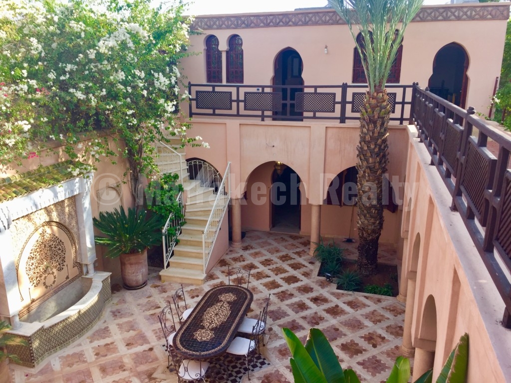 Villa meublé de 5 chambres à louer dans un petit domaine sécurisé