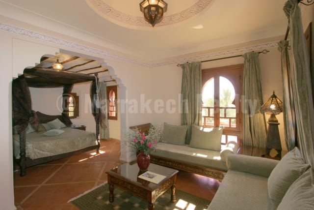 Elegant Moroccan style 10 suite Hotel for sale in Marrakech