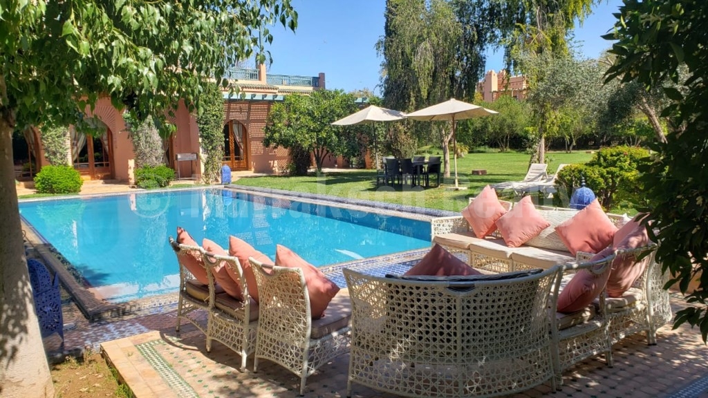 Standout traditionnal 4 bedroom villa for rent long and short term in the Palmeraie area