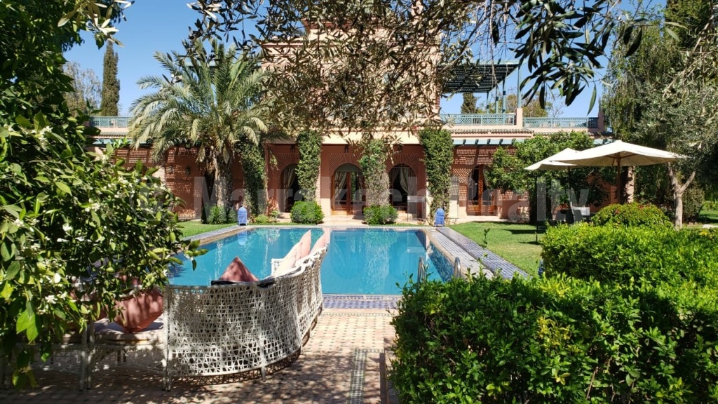 Standout traditionnal 4 bedroom villa for rent long and short term in the Palmeraie area