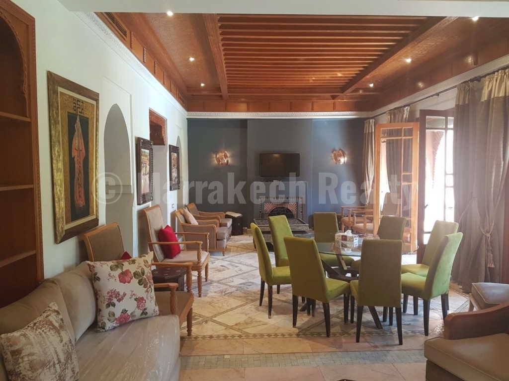 Standout traditionnal 4 bedroom villa for rent long and short term in the Palmeraie area