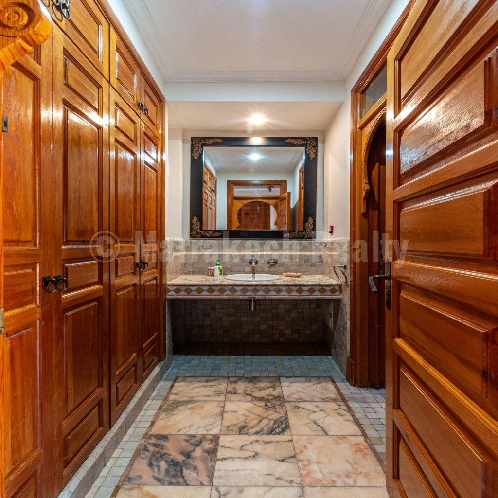 Standout traditionnal 4 bedroom villa for rent long and short term in the Palmeraie area