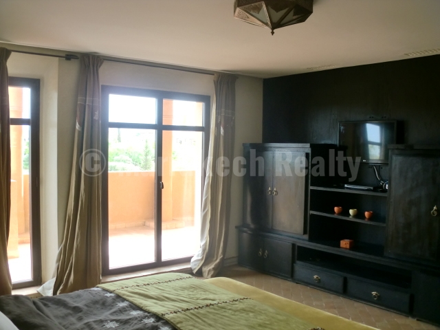 Long term rental: this standout villa in a golf domain