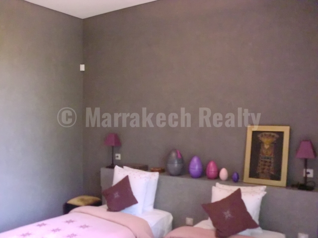 Long term rental: this standout villa in a golf domain