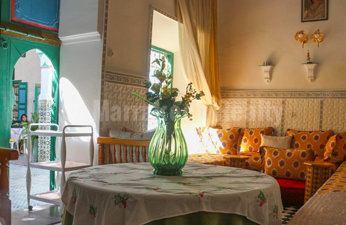 Superbe Riad titré à marrakech en partie rénové : super potentiel !