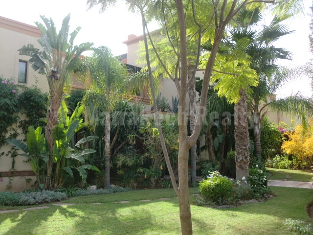 Long term rental: this standout villa in a golf domain