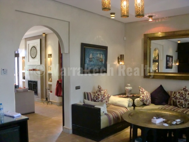 Long term rental: this standout villa in a golf domain