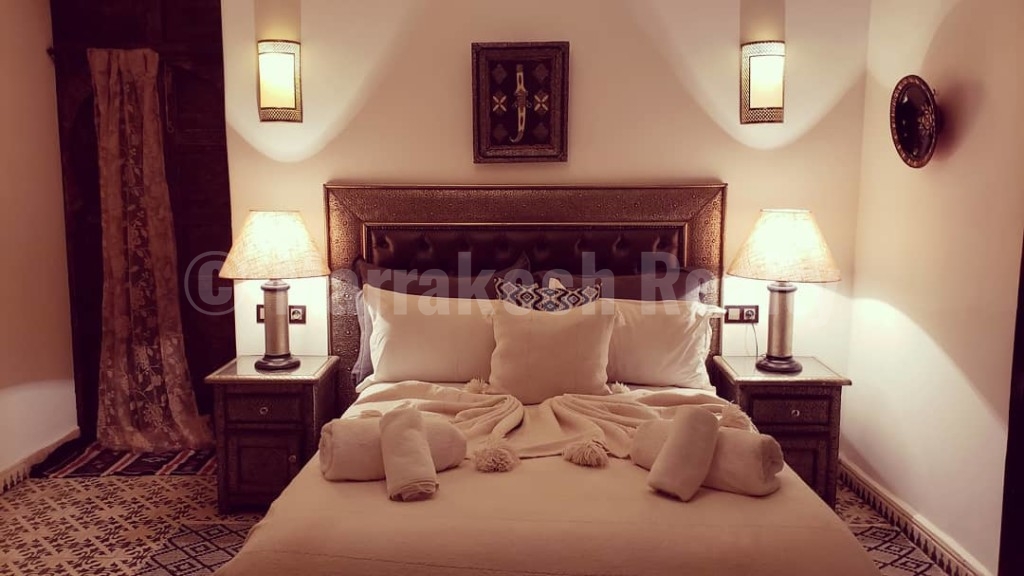 Large 26 bedroom Guest-House Riad seeks new owner