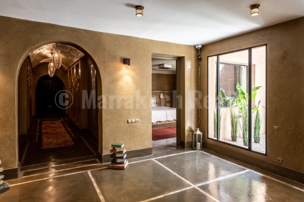 Luxury 5 bedroom villa on the a prestigious golf course