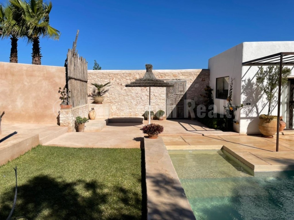 Lovely modern 2 bedroom house for sale 8 km from Essaouira