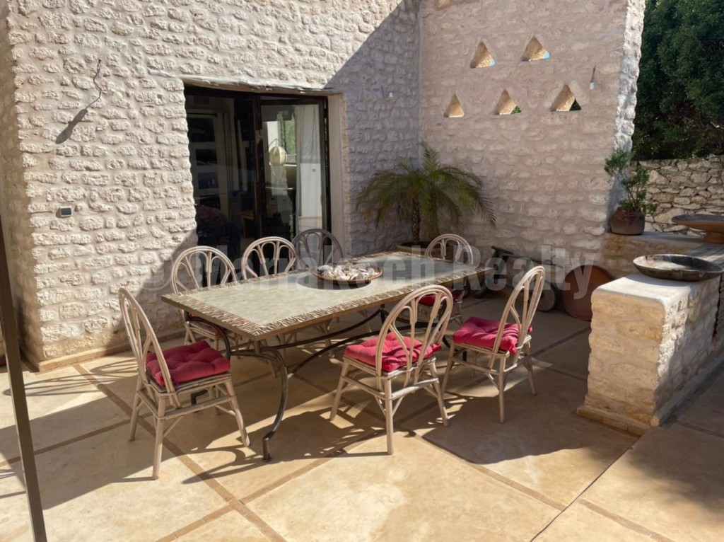 Lovely modern 2 bedroom house for sale 8 km from Essaouira