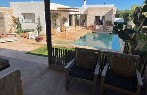 Charmante maison moderne à vendre à 8 km d’Essaouira