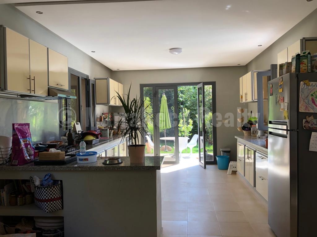 Sweet 3 bedroom house located 12 km from downtown Marrakech