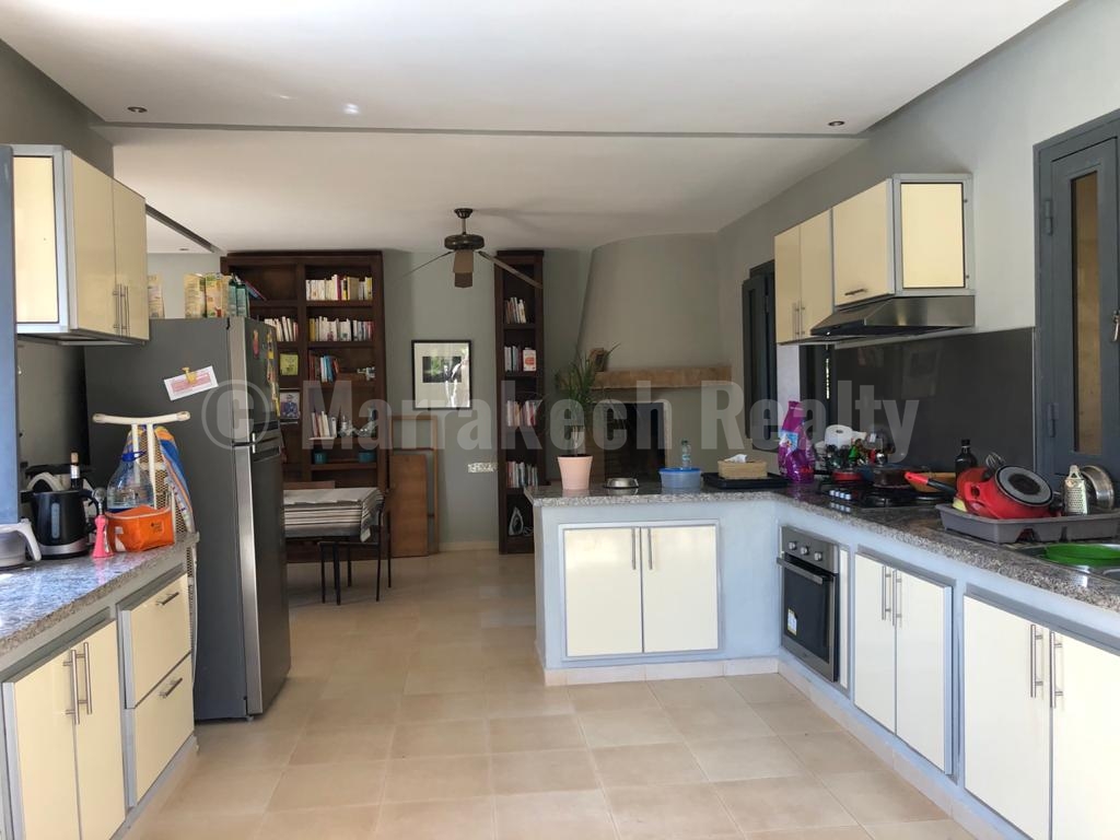 Sweet 3 bedroom house located 12 km from downtown Marrakech