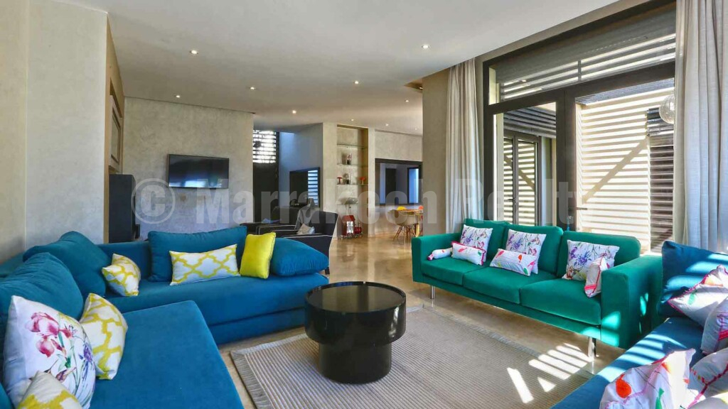 Belle villa de 3 chambres à vendre dans un domaine golfique