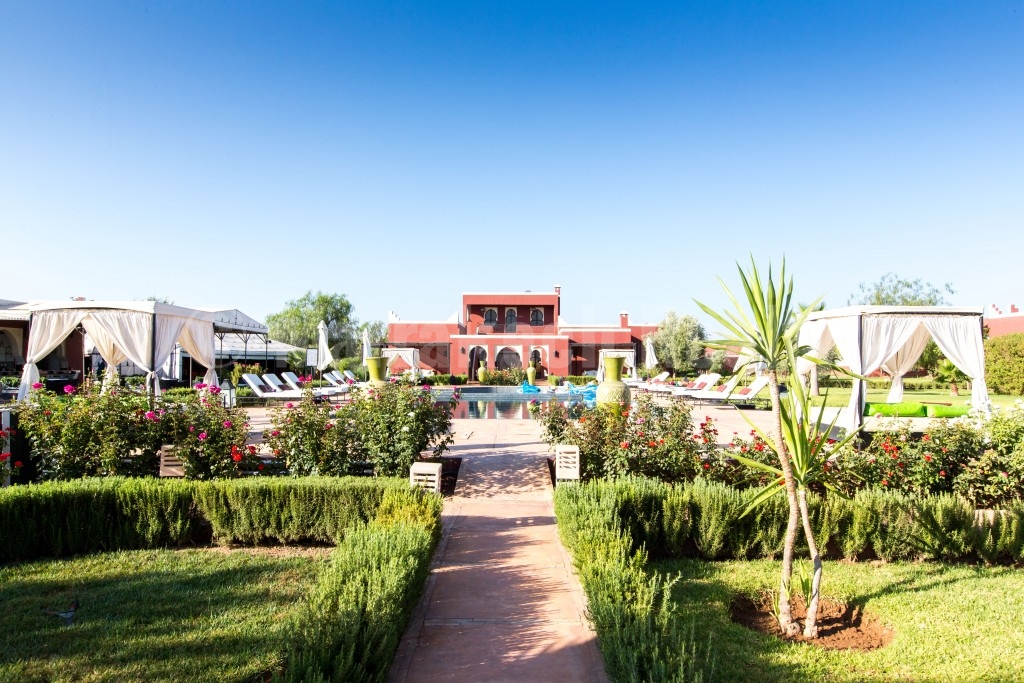 13 bedroom Guest-House for sale close to Marrakech