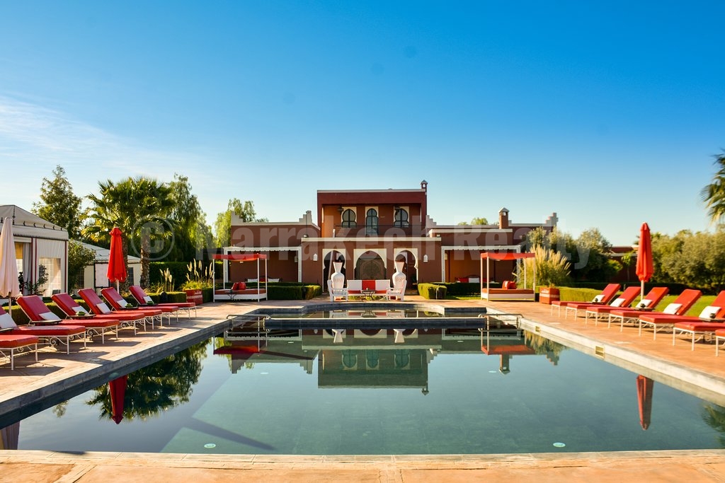 13 bedroom Guest-House for sale close to Marrakech