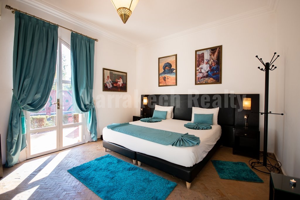 13 bedroom Guest-House for sale close to Marrakech