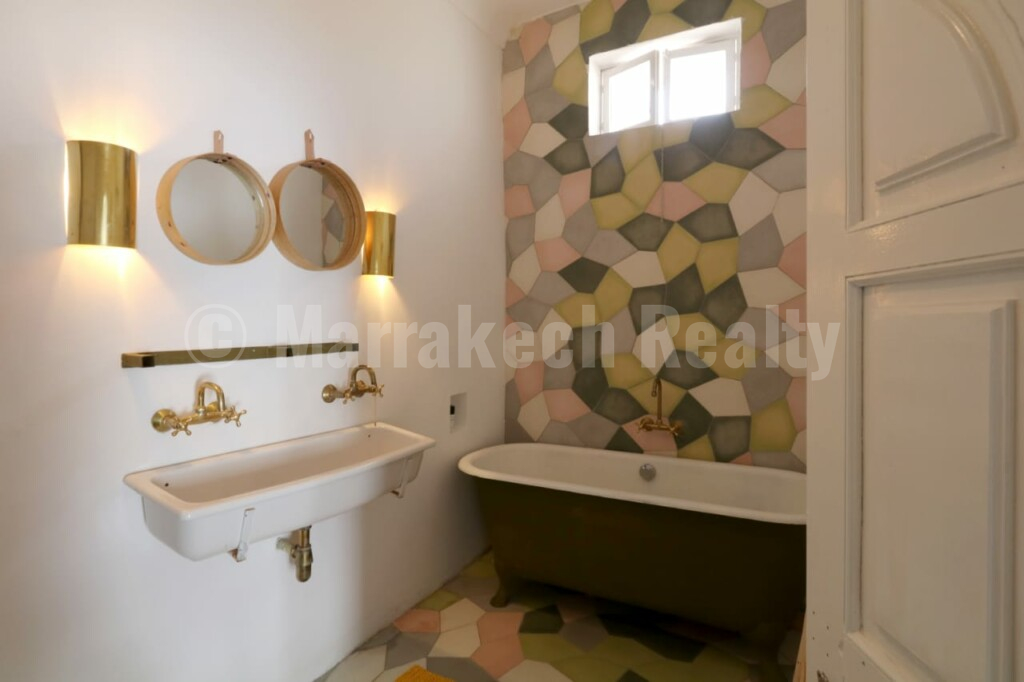 Unique designer 3 bedroom Riad in perfect condition