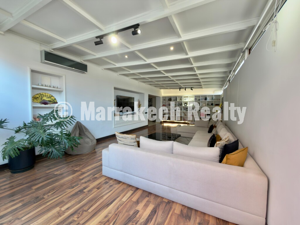 Magnifique appartement de 3 chambres avec vaste terrasse